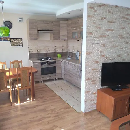 Apartamencik Przy Fontannie コウォブジェク