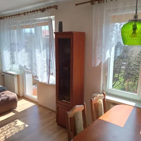 Apartamencik Przy Fontannie شقة